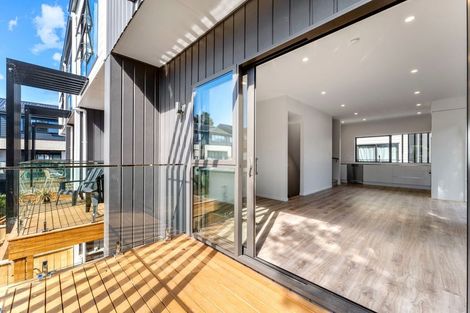 Photo of property in 4/65 Friedlanders Road, Manurewa, Auckland, 2102