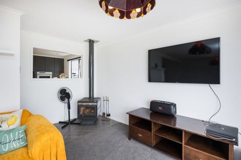 Photo of property in 67 Hartley Street, Foxton Beach, Foxton, 4815