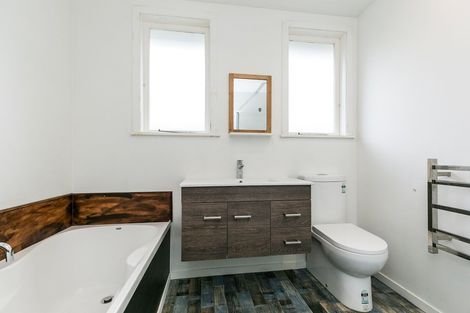 Photo of property in 43 Hiwi Crescent, Titahi Bay, Porirua, 5022