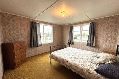 Photo of property in 14 Market Street, Kaitangata, 9210