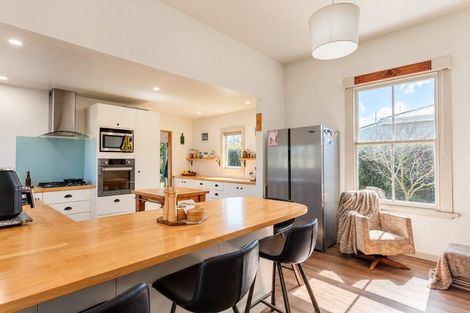 Photo of property in 69 Gladstone Street, Hawera, 4610