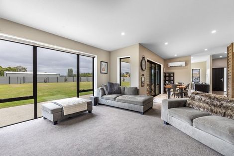 Photo of property in 35 Hereford Street, Riversdale, 9776