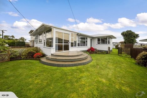 Photo of property in 33 Rosendale Avenue, Spotswood, New Plymouth, 4310