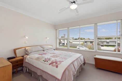 Photo of property in 28 Springfield Crescent, Enderley, Hamilton, 3214