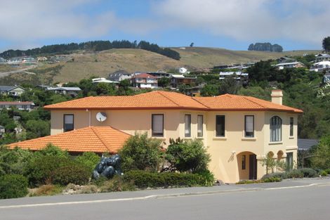 Photo of property in 16 Egnot Heights, Redcliffs, Christchurch, 8081