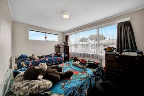 Photo of property in 4 Cowling Road, Hurdon, New Plymouth, 4310