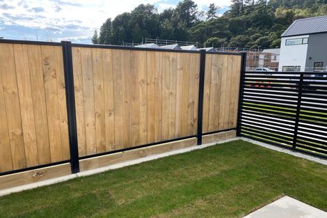 Photo of property in 2 Raeble Walkington Lane, Wallaceville, Upper Hutt, 5018