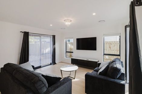 Photo of property in 53 Rochdale Drive, Churton Park, Wellington, 6037