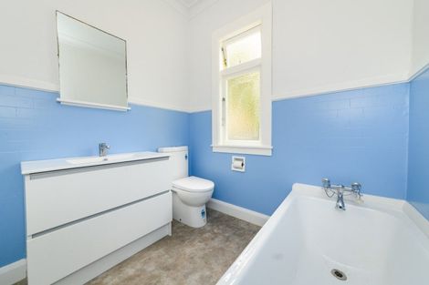 Photo of property in 9 Ngaio Street, West End, Palmerston North, 4412