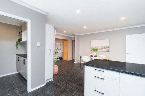 Photo of property in 9 Tern Place, Hokowhitu, Palmerston North, 4410