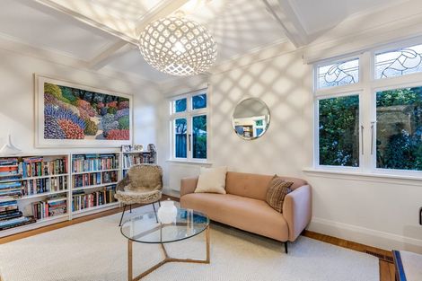 Photo of property in 103 Muritai Road, Eastbourne, Lower Hutt, 5013