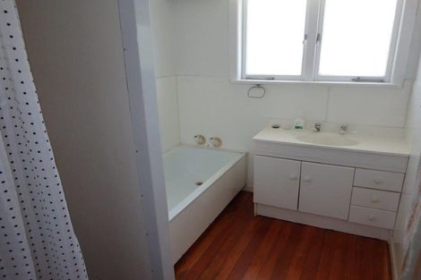 Photo of property in 43 Lake Crescent, Hamilton Lake, Hamilton, 3204