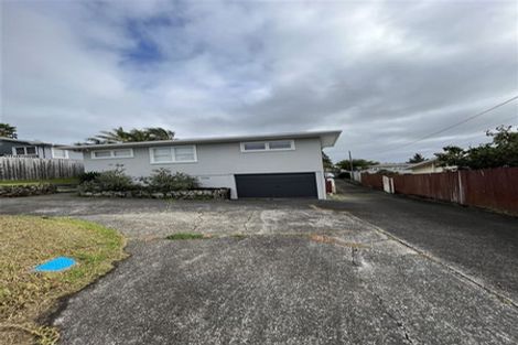 Photo of property in 1/23 Levesque Street, Birkdale, Auckland, 0626