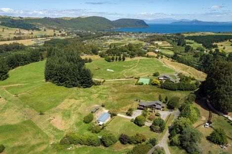 Photo of property in 4/864 Whangamata Road, Kinloch, Taupo, 3377