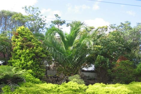 Photo of property in 42 Pleasant Road, Glen Eden, Auckland, 0602