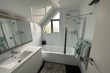 Photo of property in 3/74 Waiwhetu Road, Waiwhetu, Lower Hutt, 5010