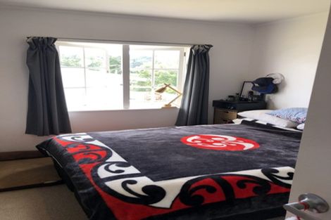 Photo of property in 17 Vandeleur Avenue, Birkdale, Auckland, 0626