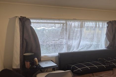 Photo of property in 2/5a Camp Road, Mount Wellington, Auckland, 1062