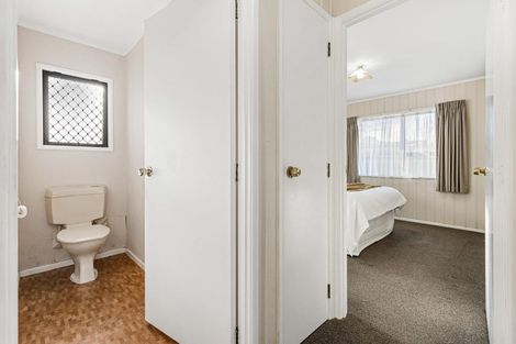 Photo of property in 1/3 Allington Road, Massey, Auckland, 0614