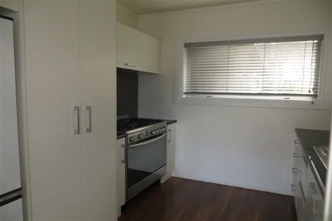 Photo of property in 2/23 Toroa Street, Torbay, Auckland, 0630