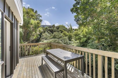 Photo of property in 4/145 Mokoia Road, Birkenhead, Auckland, 0626