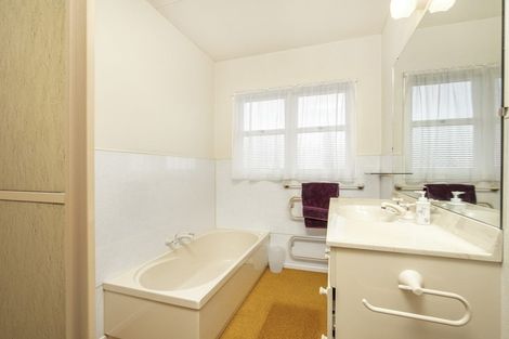 Photo of property in 23 Miles Avenue, Papatoetoe, Auckland, 2025