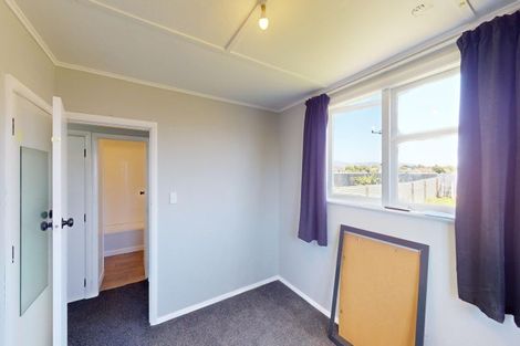 Photo of property in 16 Forth Street, Levin, 5510