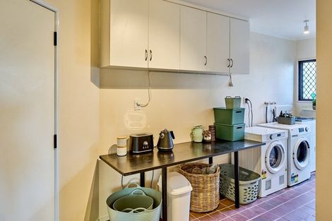 Photo of property in 1 The Top Gallant, Whitby, Porirua, 5024