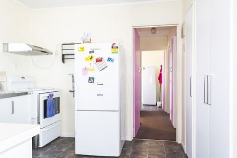 Photo of property in 2/353 Saint Aubyn, Moturoa, New Plymouth, 4310