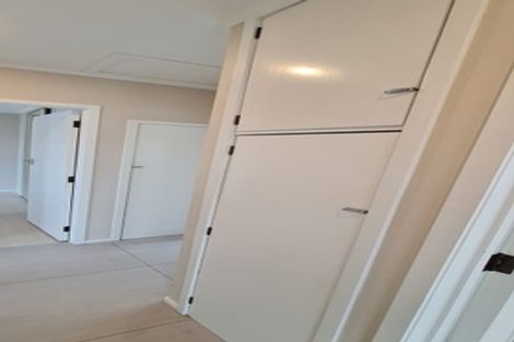 Photo of property in 2/52 Bentley Avenue, Glenfield, Auckland, 0629