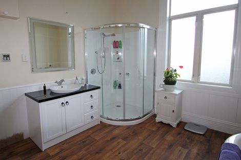 Photo of property in 56 Derwent Street, Oamaru North, Oamaru, 9400