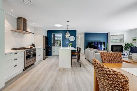 Photo of property in 20 Puhoi Close, Puhoi, Warkworth, 0994