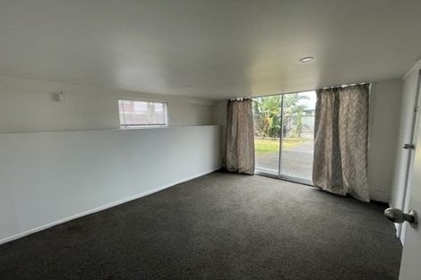 Photo of property in 2/73a Russell Road, Manurewa, Auckland, 2102