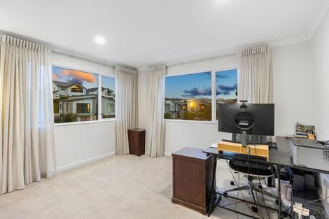 Photo of property in 11 Tawatawa Street, Long Bay, Auckland, 0630