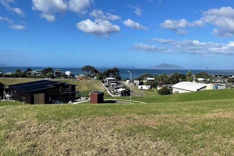 Photo of property in 14 Starlight Place, Langs Beach, 0582