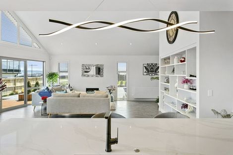 Photo of property in 32 Wai Terrace, Wharewaka, Taupo, 3330