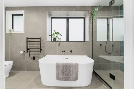 Photo of property in 28 Kakanui Avenue, Hillcrest, Hamilton, 3216