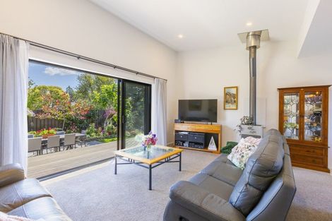 Photo of property in 3 Russell Street, Otane, 4202