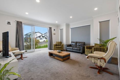 Photo of property in 2 Arriere Lane, Silverdale, 0932