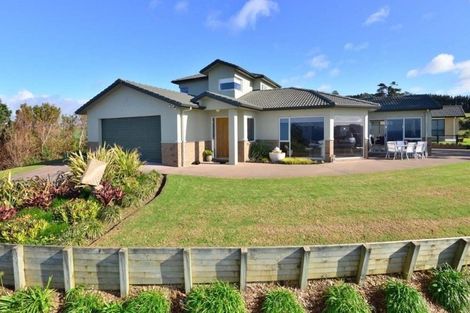 Photo of property in 38 Lax Crescent, Leigh, 0985