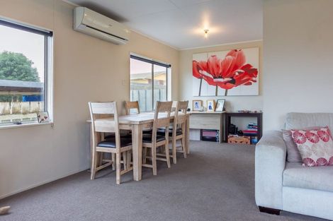 Photo of property in 9 Desmond Place, Bell Block, New Plymouth, 4312