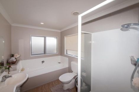 Photo of property in 50a Erlestoke Crescent, Churton Park, Wellington, 6037