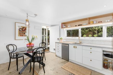 Photo of property in 12 Cheviot Road, Lowry Bay, Lower Hutt, 5013