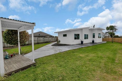 Photo of property in 16 Riverglen Road, Waipu, 0510