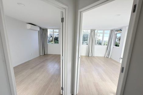 Photo of property in 1/80 Knights Road, Rothesay Bay, Auckland, 0630