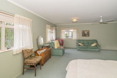 Photo of property in 2 Parkland Place, Whitianga, 3510