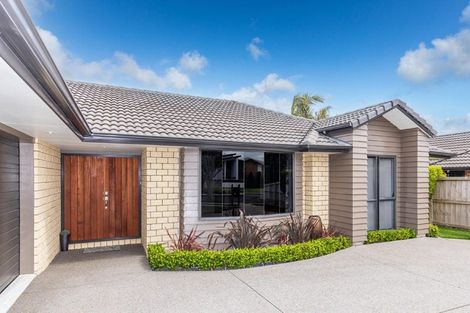 Photo of property in 8 Compton Grove, Huntington, Hamilton, 3210