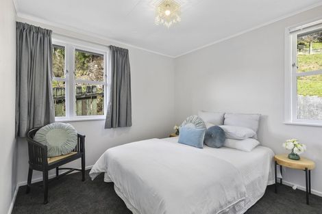 Photo of property in 49 Bird Grove, Stokes Valley, Lower Hutt, 5019