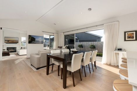 Photo of property in 1 Astelia Lane, Papamoa Beach, Papamoa, 3118