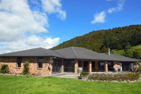 Photo of property in 39 Mountain View Road, Hikurangi, 0114